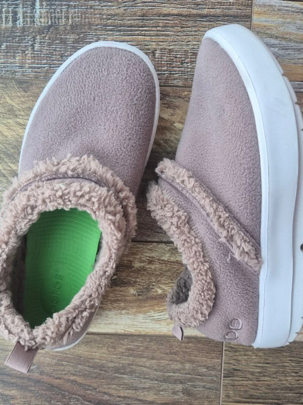 OOFOS vegan sherpa